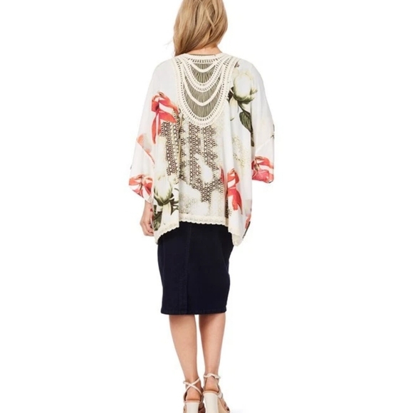 Chico's Woman's KIMONO STYLE JACKET-NONI One Size Chochet Resortwear RETAIL $148 - Picture 4 of 6